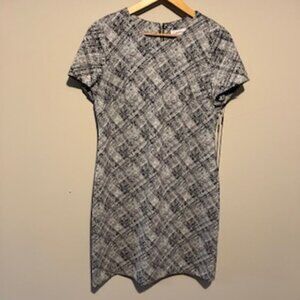 NWT Calvin Klein black and gray woven check print size 10